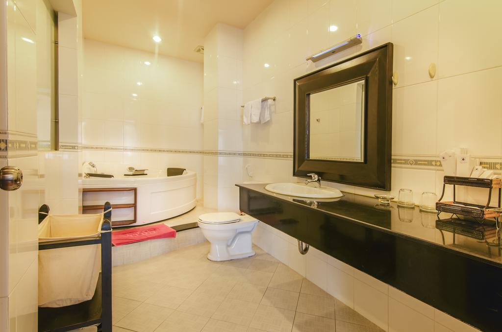 Vien Dong Hotel 2 Ho Chi Minh-byen Eksteriør bilde